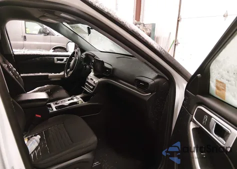 2021 Ford Explorer Xlt z USA, uszkodzony, nr VIN 1FMSK8DH1MGB25258